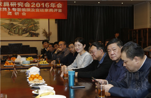 15、編委會陣容強大_副本